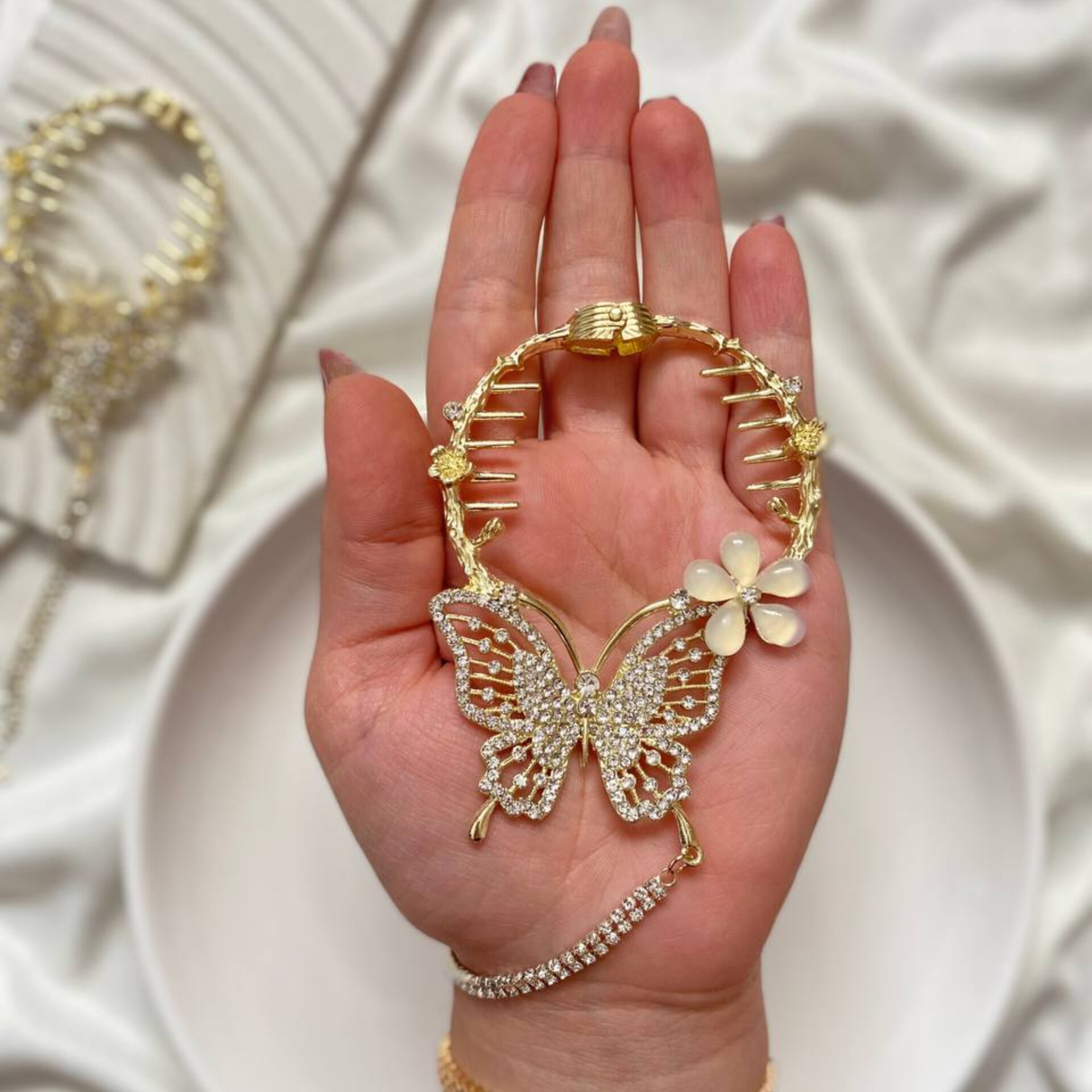 InShot_۲۰۲۴۰۱۲۹_۰۳۴۳۰۶۱۰۳